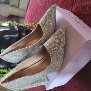 Silver  Bling BRAND NEW Madden Girl wedge